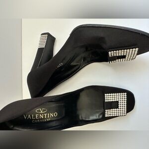 VALENTINO GARAVANI Rhinestone Black Pump Shoe (Women) 40/9,5 Retail $795 RARE